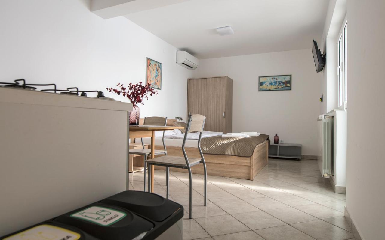 Bubi Apartment *